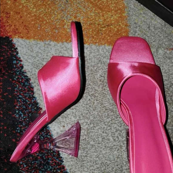 Satin Sculptural Heeled Mule Sandals - Picture 7 of 9